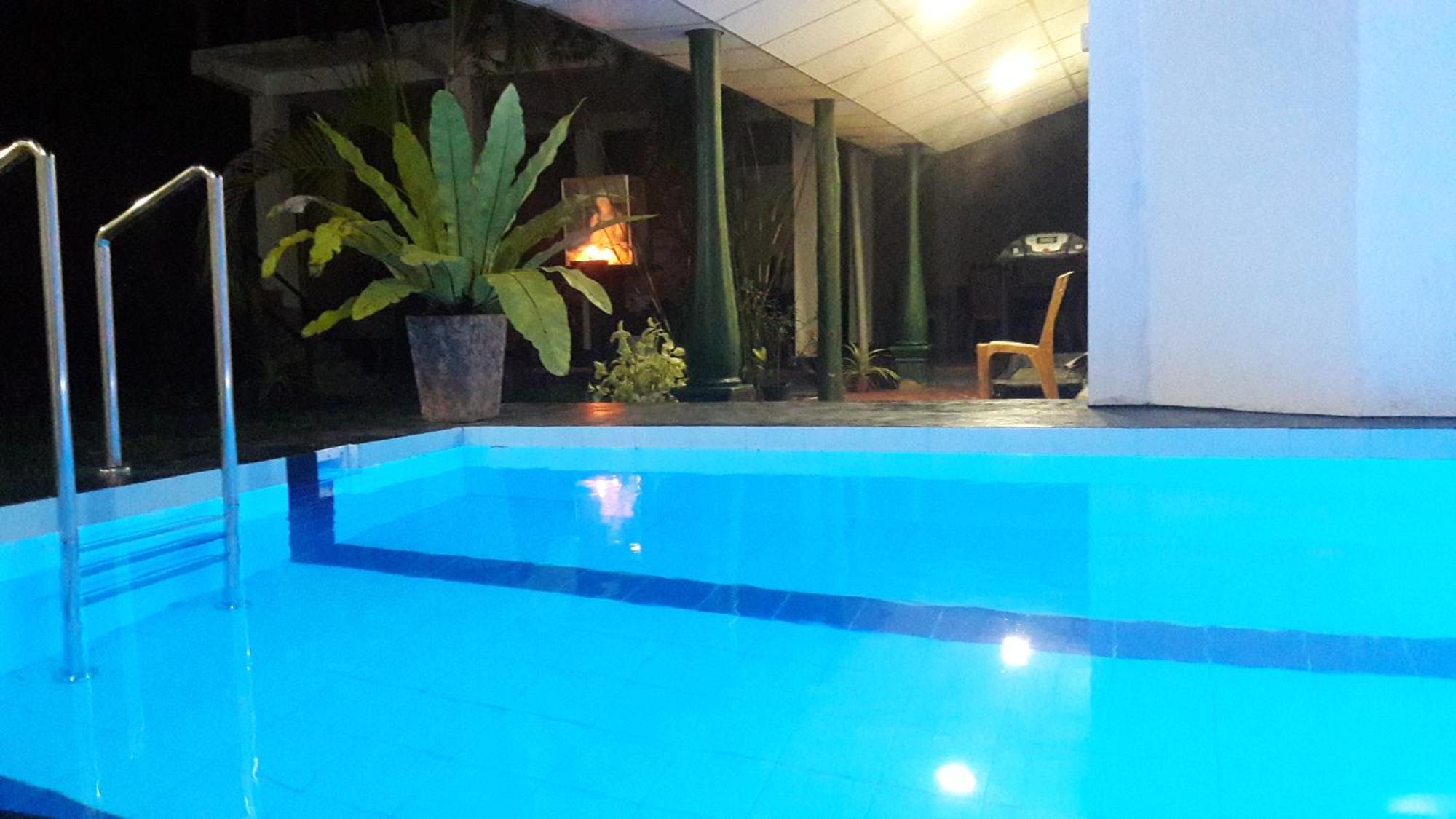 River Side & Swimming Pool Bed & Breakfast Udawalawe Exterior photo